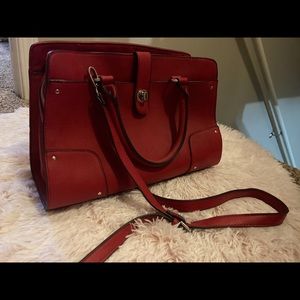 Red med-large sized purse/satchel